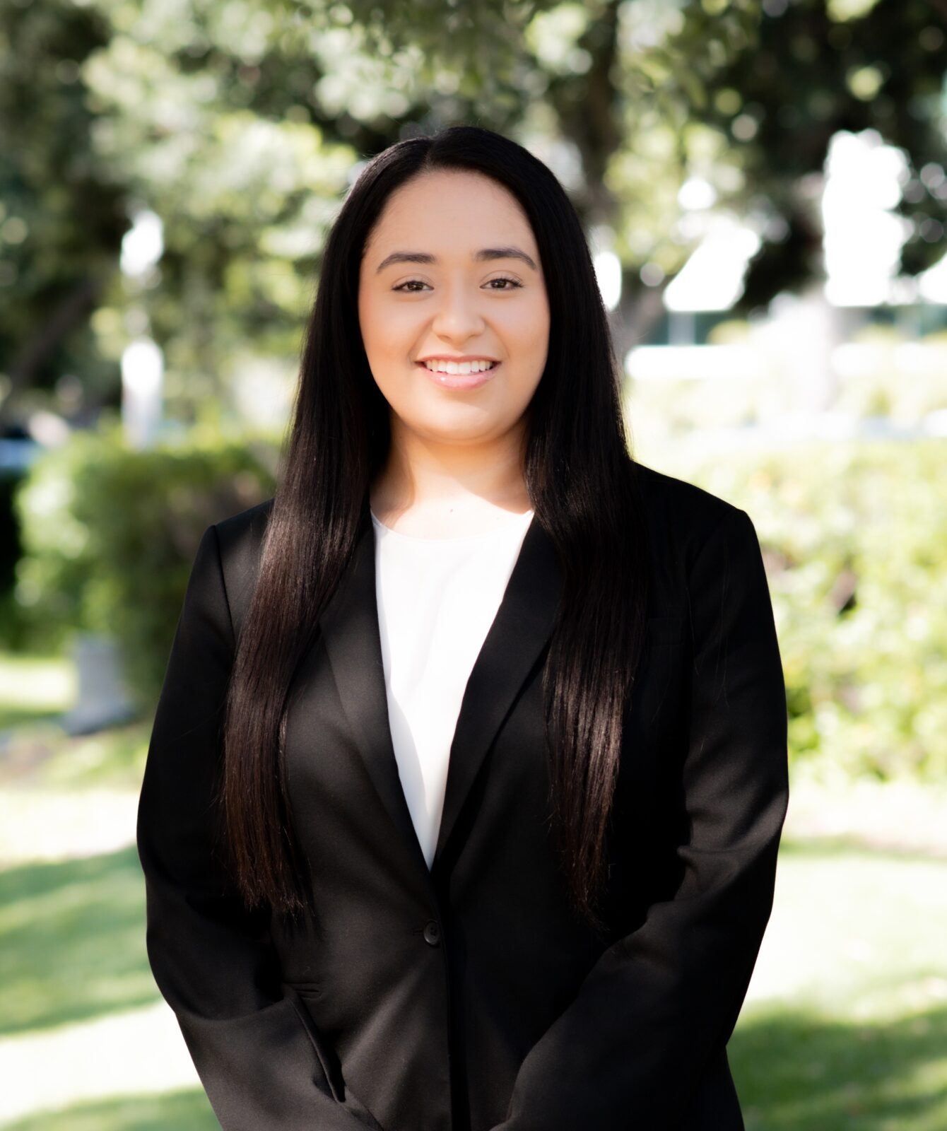 Photo of Noeli Saurez - wealth management professional
